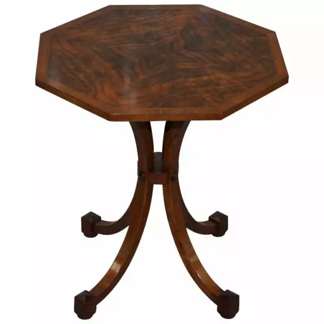 Lovely Victorian Burr Walnut Octagonal Side Table On Four Out Swept Down Legs