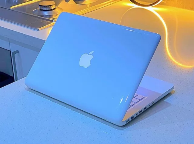 Apple MacBook Intel 2.26GHz*250GB*macOS*A1342*WiFi*USB*FaceTime*13.3”LED#3644