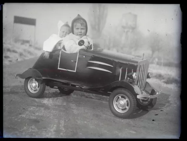 FRANCE family holiday car c1930 photo NEGATIVE glass plate Vr14L1n9