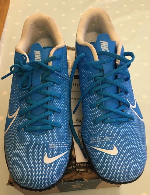 Astro trainers size sales 4