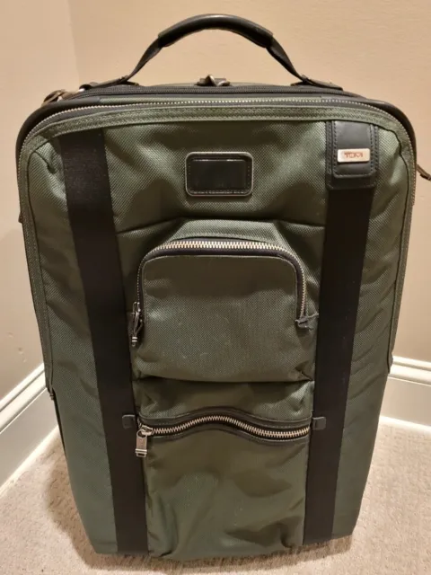 Tumi Alpha Bravo 22" Expandable 2 Wheeled Carry-On - Green (22422SPH)