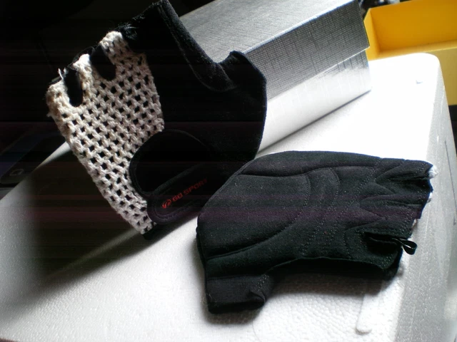 GANTS Course Cycliste Haltérophilie Rembourré TAILLE S TISSU & Tulle NOIR NEUF 