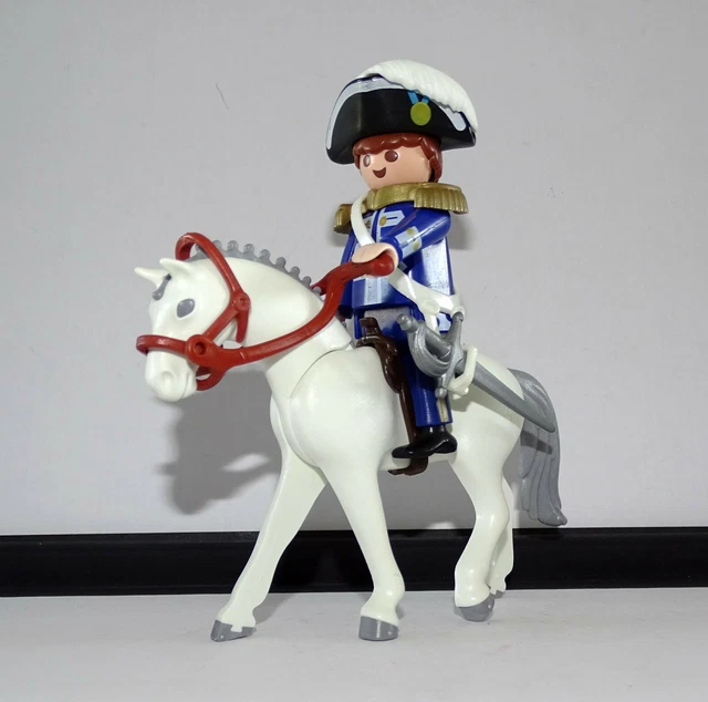 Playmobil 6855 Ecurie avec Cheval à coiffer et Princesse