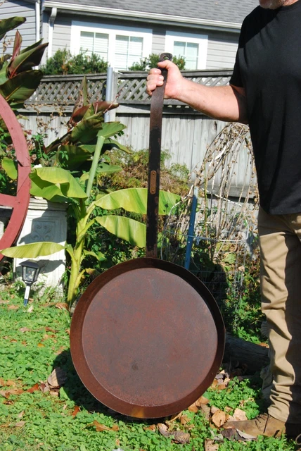Cast Iron Primitive Vintage Greenfield Products Big Daddy Camp Fire Skillet