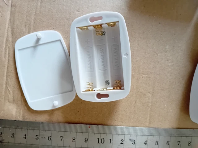 4 BATTERY OPERATED 8cm LED mini motion sensor lights £1.17 - PicClick UK