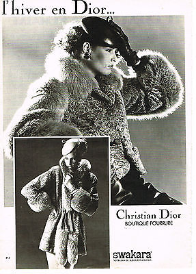 PUBLICITE ADVERTISING 054  1978  CHRISTIAN DIOR    boutique hiver fourrure 