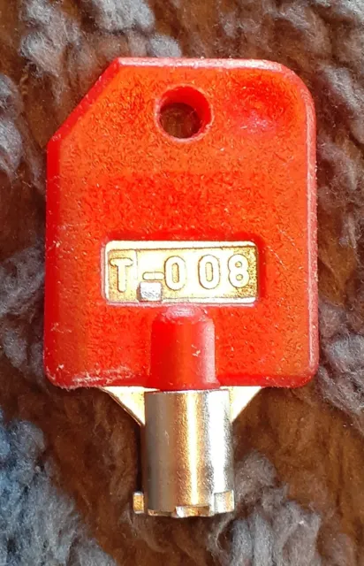 T-008 RED vending key fits multiple machines 1-800,LYPC,V-line NEW