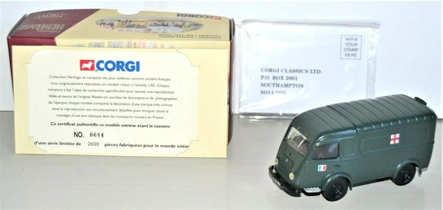 Corgi Heritage. E:1/43. Renault fourgon tôlé 1000kg "Ambulance militaire".