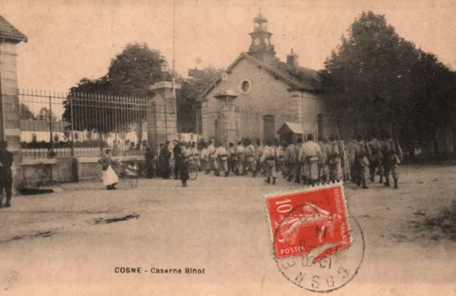 CPA 58 - COSNE (Nièvre) - Caserne Binot