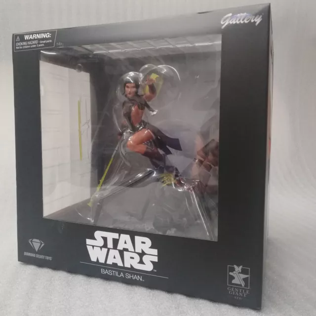 Gigante gentile - Star Wars Knights of the Old Republic KotOR - Statua Bastila Shan