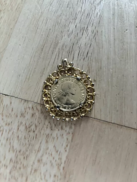 Vintage 1965 Gold Plated Half Penny Coin Necklace Pendant Queen Elizabeth Ii