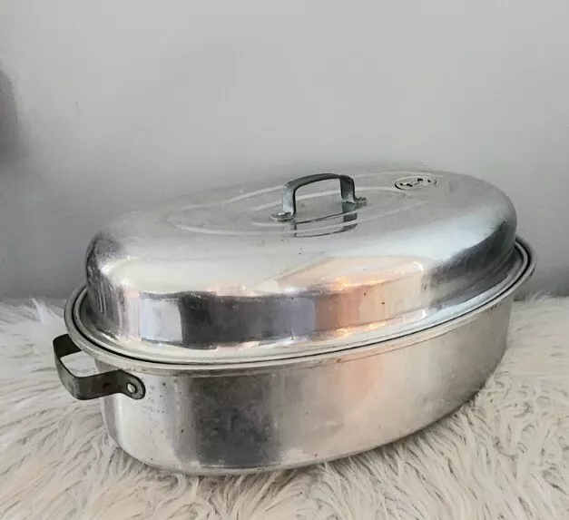 Vintage Mirro #5363-M Covered Aluminum Roaster Pan With Rack 16 X 11 3/8  USA