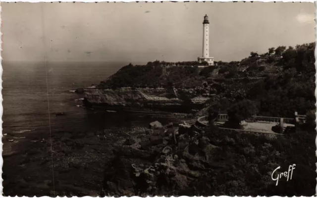 CPA AK Biarritz Les falaises du phare LIGHTHOUSES (1219608)