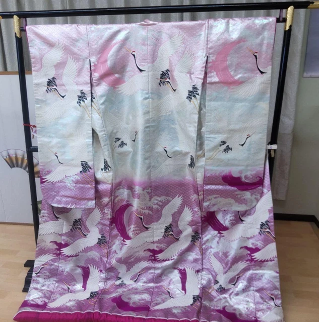 Iro-uchikake Kimono Pearl Color Base Crane Tsuru Purple Elegant Bird Japan