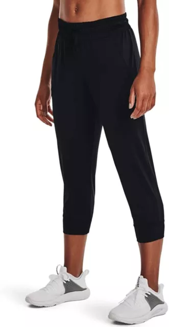 NWT Under Armour Heatgear Womens HeatGear Capri Pant Black Gym Size Large UA54