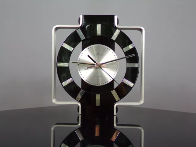 Horloge murale JUNGHANS Astra Quartz vintage 70's