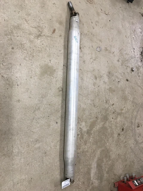 14 Chevrolet CHEVY SILVERADO 1500 Rear Drive Shaft