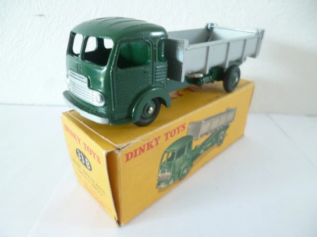 Voiture miniature Camion Benne Basculante Simca Cargo 33B Dinky Toys Atlas
