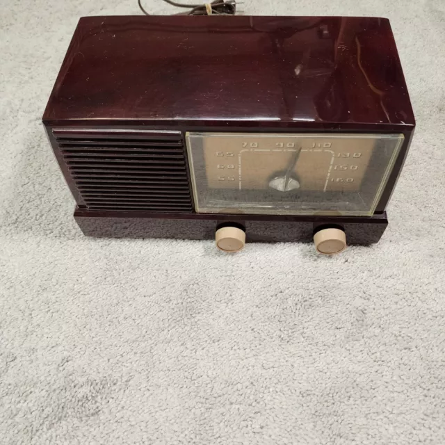 GENERAL ELECTRIC Radio Model 414 Tube Radio Beautiful Bakelite Case 1950’s