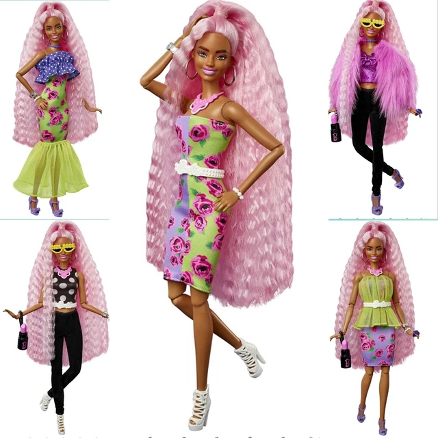 Boneca Barbie Extra Doll Cabelo Cacheado Roxo Jaqueta Xadrez - Alfabay -  Cubo Mágico - Quebra Cabeças - A loja de Profissionais e Colecionadores!