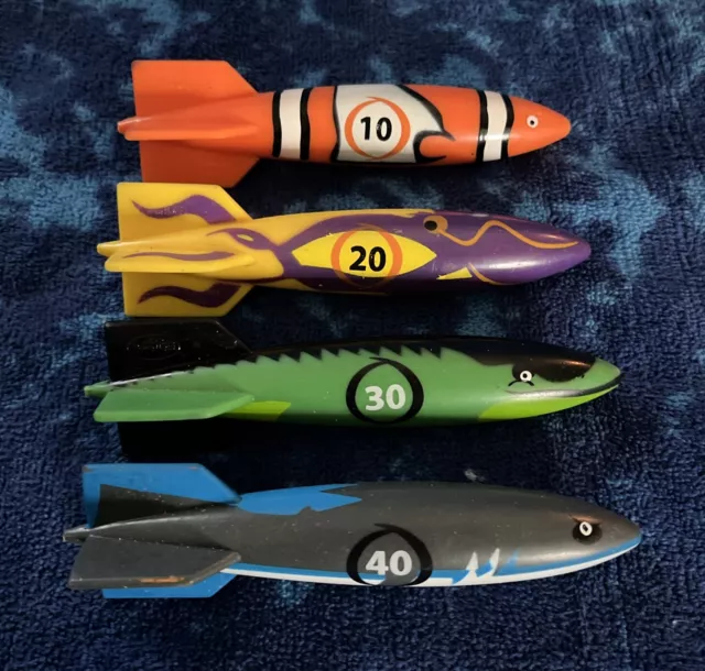 Lot  4 SwimWays Original Toypedo Pool Diving Toys Torpedo Missile 5”