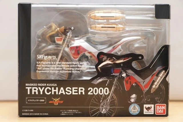 Bandai Tamashii Nations S.H.Figuarts Trychaser 2000 Masked Rider Kuuga