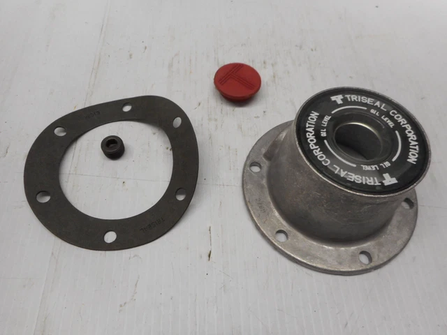 Triseal Hub Cap Oil Seal 6 Bolt Pattern P/N 64024 New