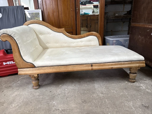 antique chaise longue used