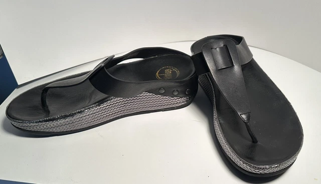 Fitflop Black Leather Sandals Wedge Silver Studs Size 8 Shoes