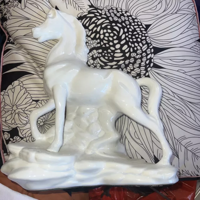 Vintage WHITE HORSE STALLION Mid Century MCM Maddux California Pottery TV Lamp