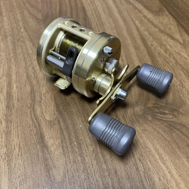 SHIMANO CALCUTTA 201XT ゴールド SHIMANO CALCUTTA 201XT Baitcasting Reel Left Handle Gold