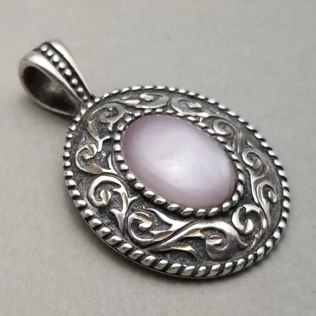 Relios Carolyn Pollack Solid Sterling Silver Mother of Pearl Pendant - 8.1g