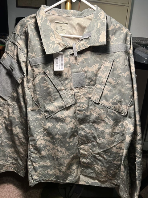 US Military Army Jacket Men's Medium  M  Digital Camo War Combat Uniform New
