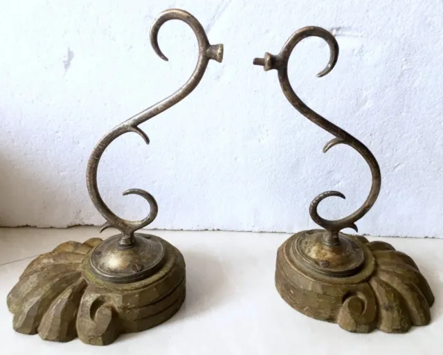 Antique Brass Wooden Hand Crafted Old Wall Fixing Beautiful Cloth Hanger 2 Piece 4