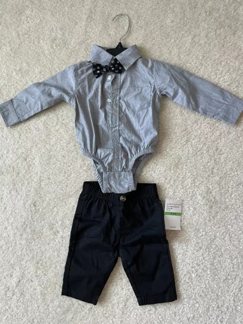 Andy & Evan Baby Boys 3 Piece Black & Gray Pant/Shirt Set Size 3-6 Months