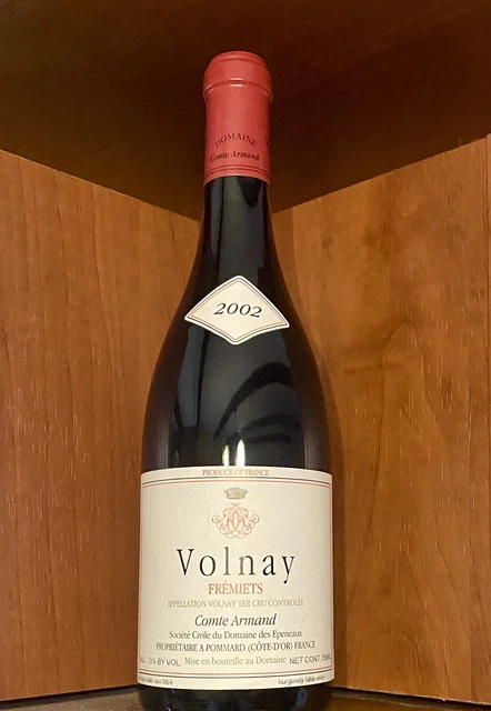 DOMAINE ~COMTE ARMAND      ~VOLNAY FREMIERTS~1ER~CRU~2OO2~.  Trés belle année