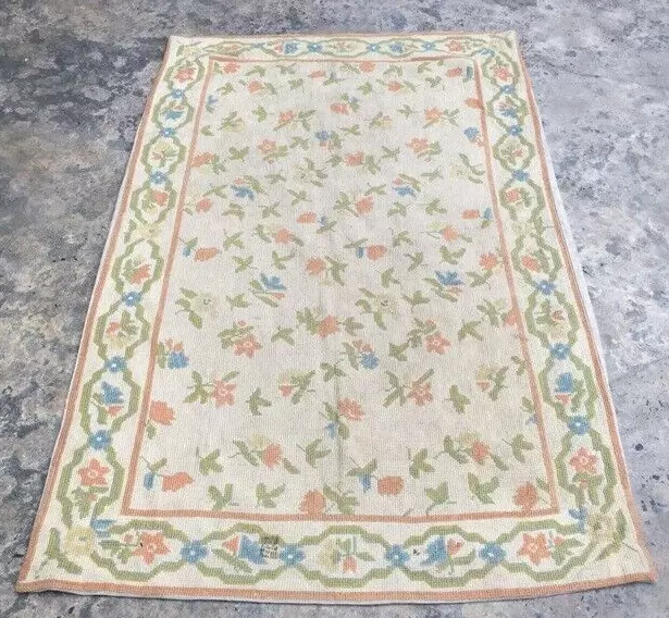 Vintage French Aubusson Hand Knotted Rug Needlepoint Floral Kilim Rug 170x106 cm