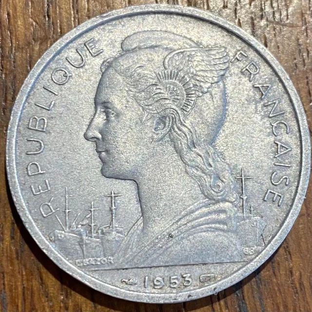 Piece De 5 Francs  1953 Madagascar (1085)