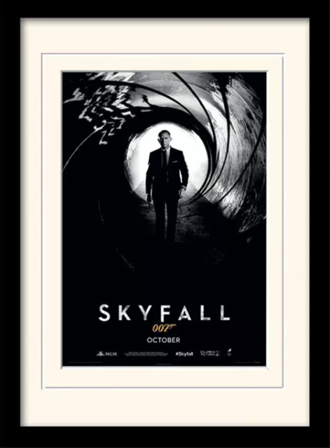 James Bond 007 - Skyfall Teaser - Framed Poster - Größe 30x40 cm