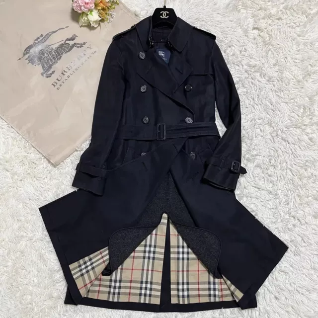 Burberry London Trench Coat Size 36 with Liner Complete with Belts Black