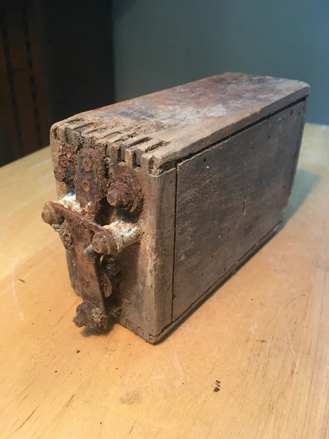 VINTAGE - Wood FORD Model A & T Buzz Box - Ignition Coil - Circa 1914.