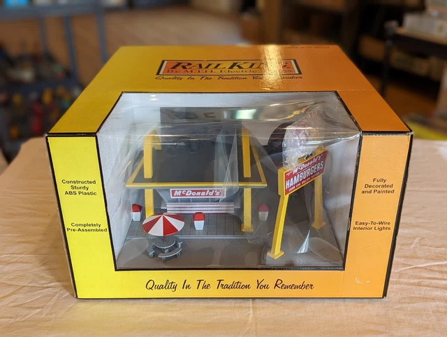 MTH RAILKING 30-9034 McDONALD'S RESTAURANT BUILDING NEW IN BOX