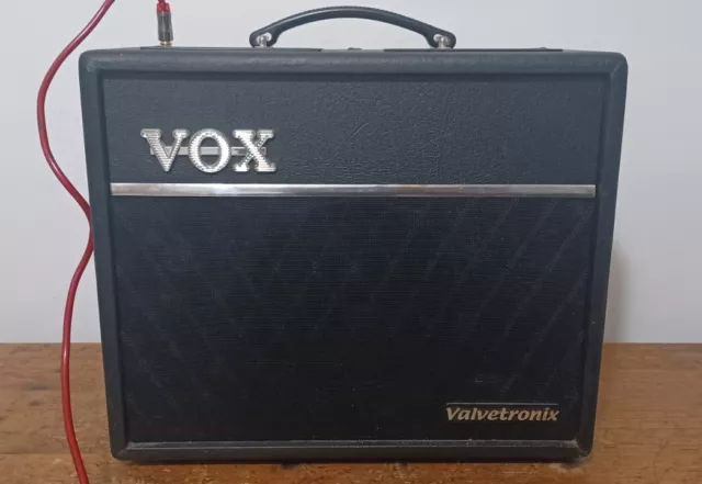 VOX VT20+ Valvetronix Guitar Amplifier
