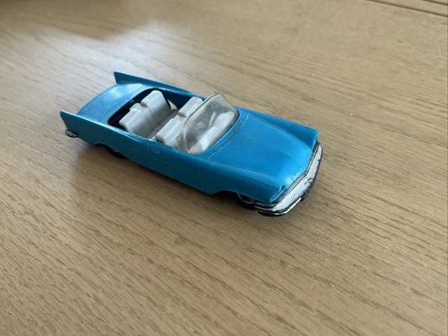 Miniature NOREV 92 - Chrysler New Yorker Bleu Vif - 1/43 (occasion)