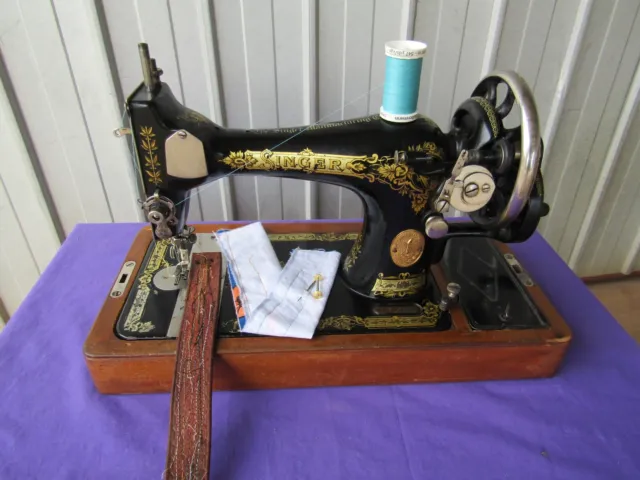Singer 28k Hand Crank Sewing Machine 1924 Working Antique