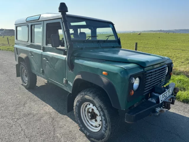 Land Rover Defender 110 station wagon td5