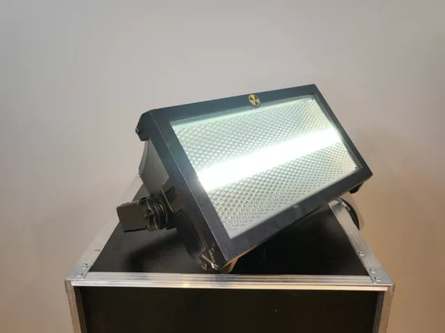 Lote De 2 Martin Atomic 3000 LED