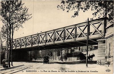 CPA SURESNES - Le Pont du Chemin de Fer des Invalides et Boulevard (740751)