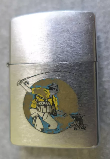 Vintage 1991 Chrome Etched Enameled Fisherman Fishing Bass Trout Zippo Lighter