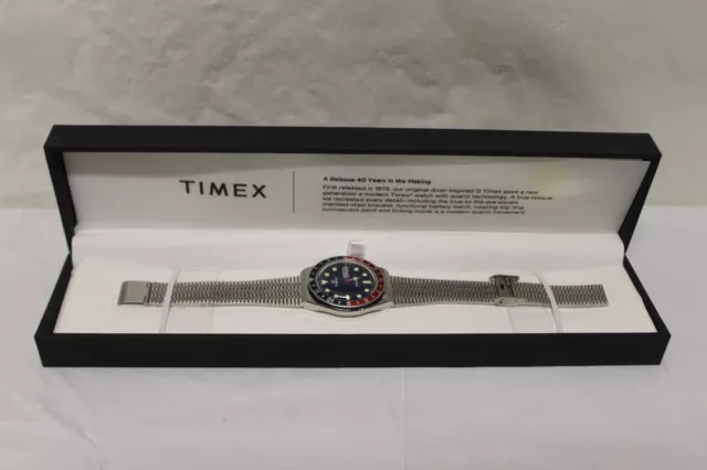 Men's Timex Q Reissue 38mm Quartz Silver Day-Date Watch TW2T80700 F2B8